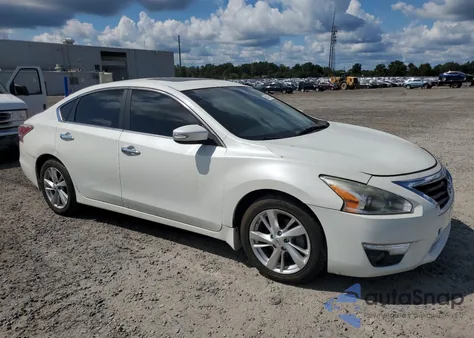 2015 Nissan Altima 2.5 z USA, uszkodzony, nr VIN 1N4AL3AP3FN408020